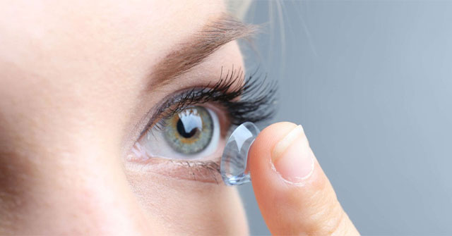 Biến chứng ở mắt do sử dụng kính áp tròng
