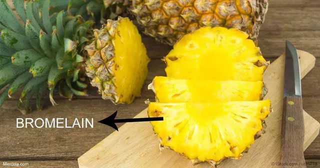 Ăn dứa bị rát là do chất bromelain có trong dứa.