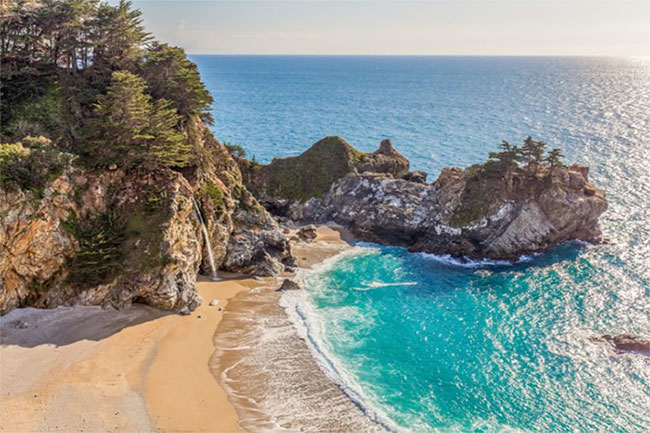 Bãi biển McWay Falls, Mỹ