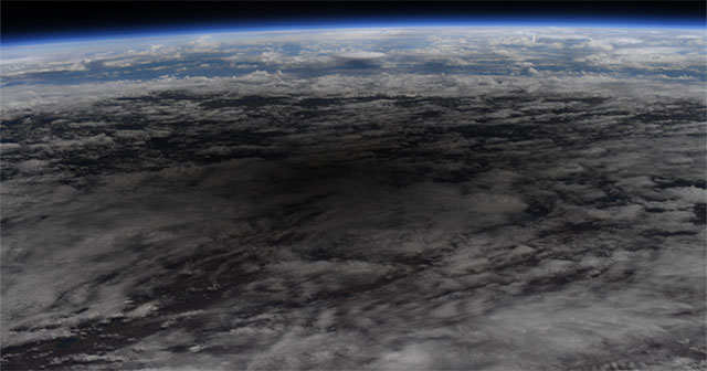 Phi hành gia chụp ảnh nhật thực Trái đất từ Trạm vũ trụ ISS