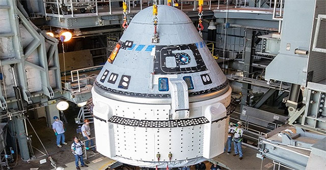 Tàu vũ trụ Boeing sẽ chở người vào vũ trụ năm 2021