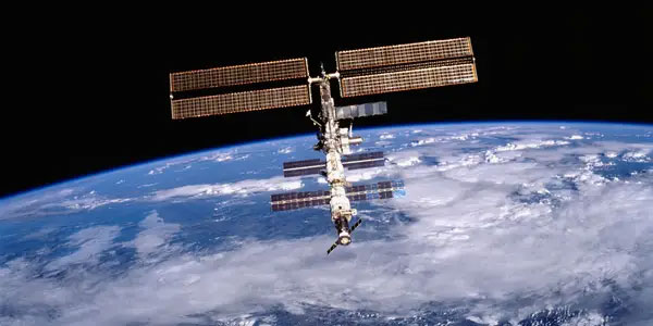 Trạm Vũ trụ Quốc tế (ISS)