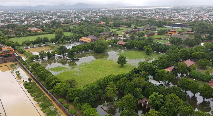 Trong sáng 12/10, Thừa Thiên Huế có mưa lớn