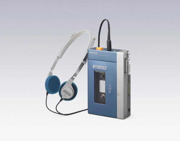 Máy nghe nhạc Sony Walkman