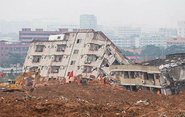 Sạt lở đất ngày 21/12/2015 ở Thâm Quyến (Trung Quốc) làm 77 người chết