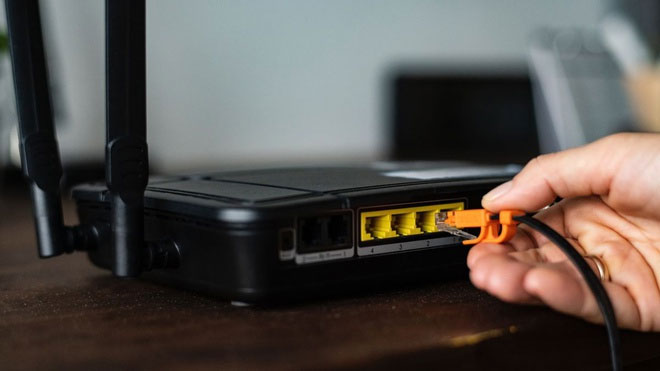 Khởi động lại router cũng là cách chống hacker xâm nhập.