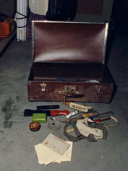 Cảnh sát còn tìm thấy một chiếc vali lạ ở ga tàu