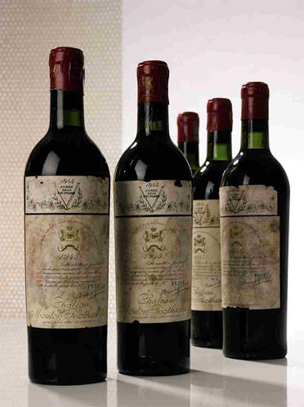Rượu vang Jeroboam of Chateau Mouton-Rothschild niên vụ 1945 - 310,700 USD