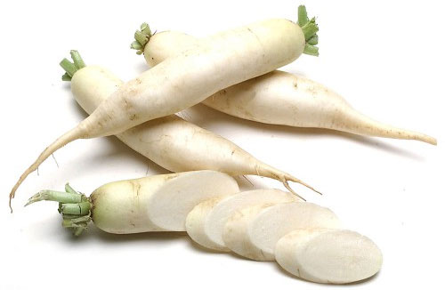 Mẹo vặt chữa hôi chân bằng củ cải