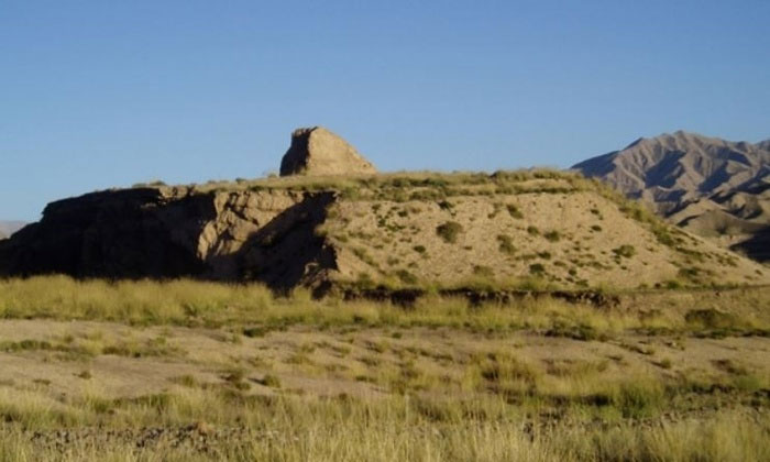 Đô Lan là một vùng đất cằn cỗi, hoang vắng.