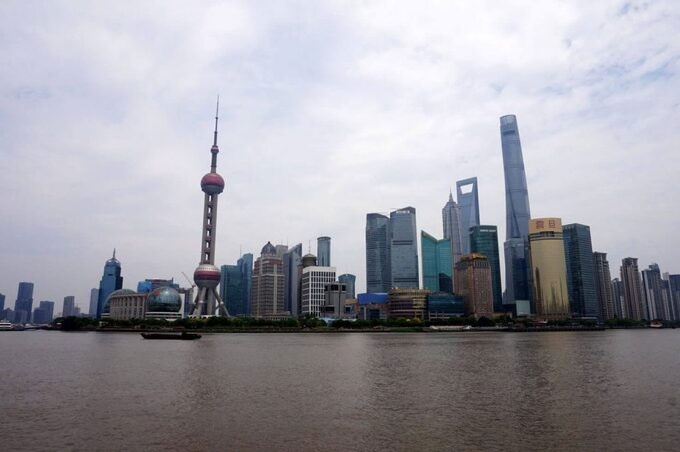 Thượng Hải nằm trên hợp lưu sông Hoàng Phố, sông Dương Tử và biển.