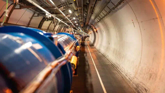 Máy va chạm Hadron Lớn (LHC)