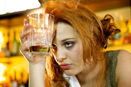 Bạn uống càng nhanh thì nồng độ cồn trong máu càng cao.